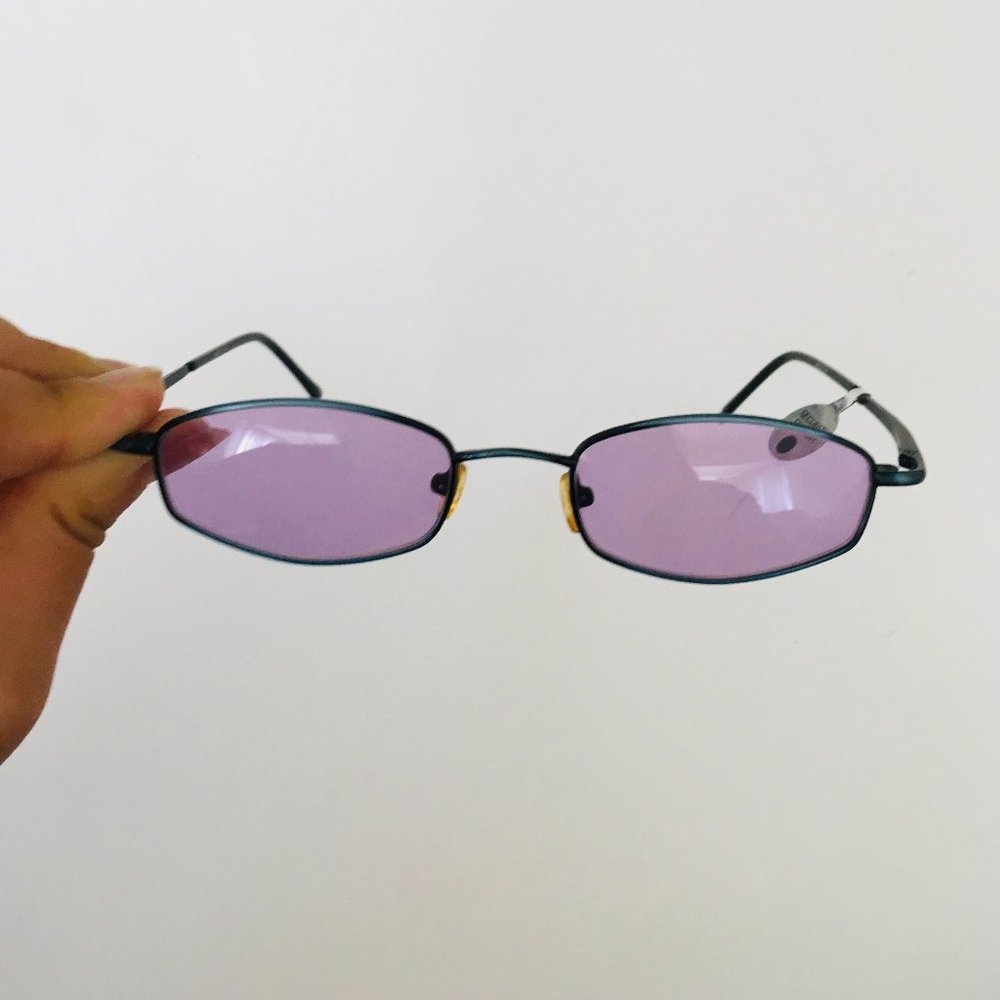 Blue sunglasses - Picture 2 of 3